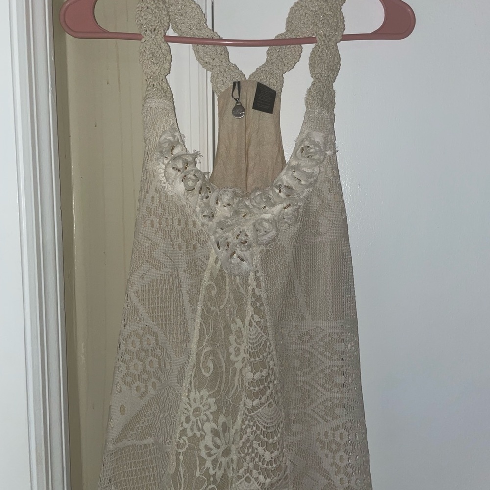Bundle of two NWT Buckle Boutique tops perfect with jeans or too dress up